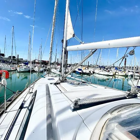 Experience Maritime Sur Un Voilier A Båthotell *