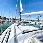 Experience Maritime Sur Un Voilier A Båthotell *