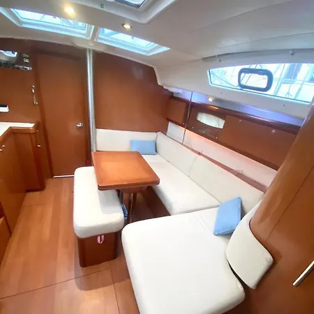 De Rêve Sur Yacht - Boat Paradise Bateau-hôtel *