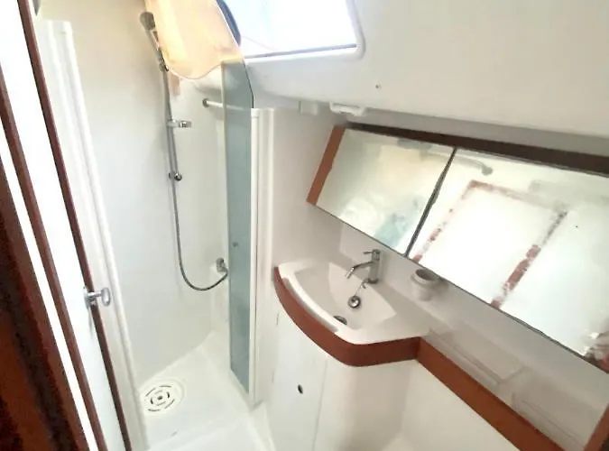 Experience Maritime Sur Un Voilier A 船屋