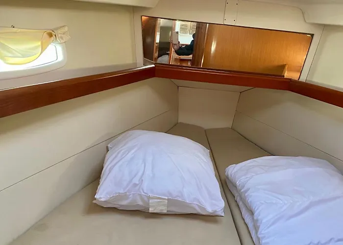 Experience Maritime Sur Un Voilier A 拉罗歇尔